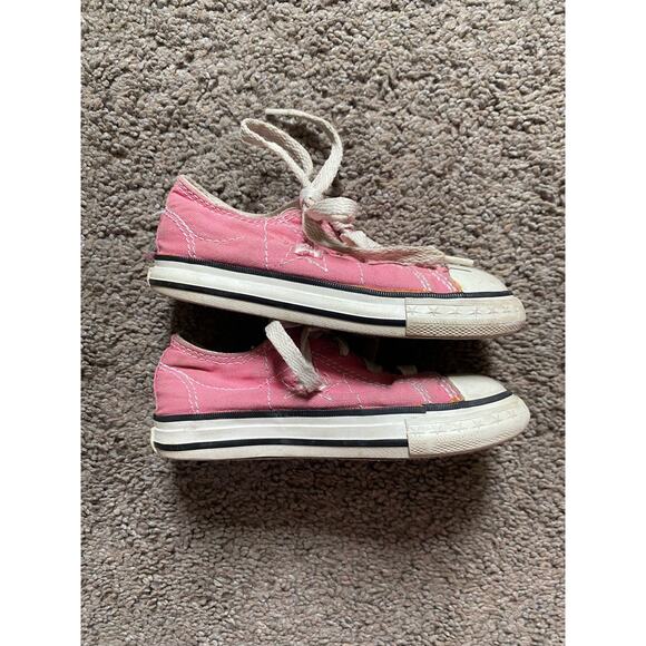 Girls One Star Pink Converse- size 7 - Picture 4 of 7